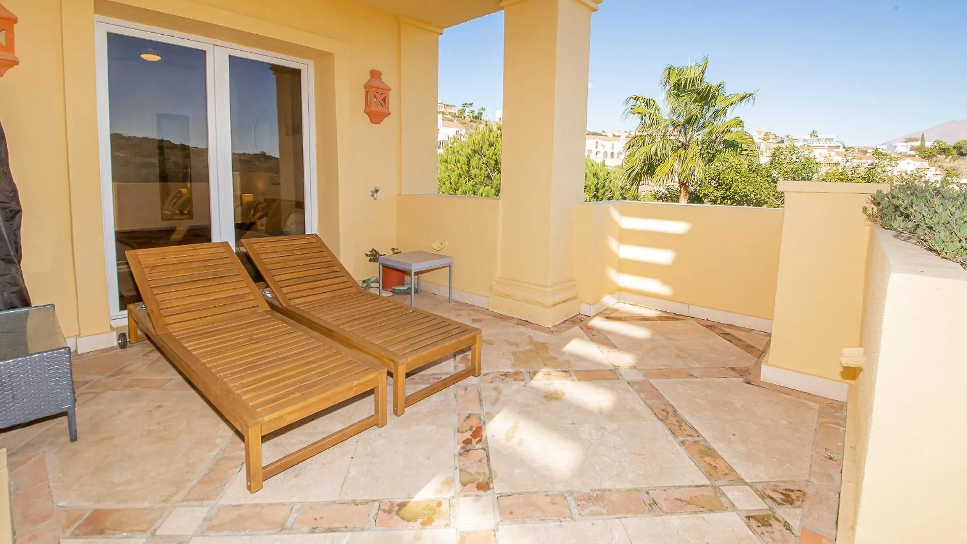 Majestic Hills 5 7 Apartment Casares
